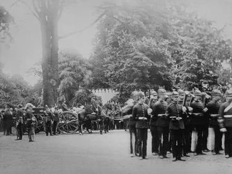 De begrafenisstoet van de prins-imperiaal, Camden Place, 12 juli 1879